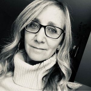 Meet your Posher, Tina